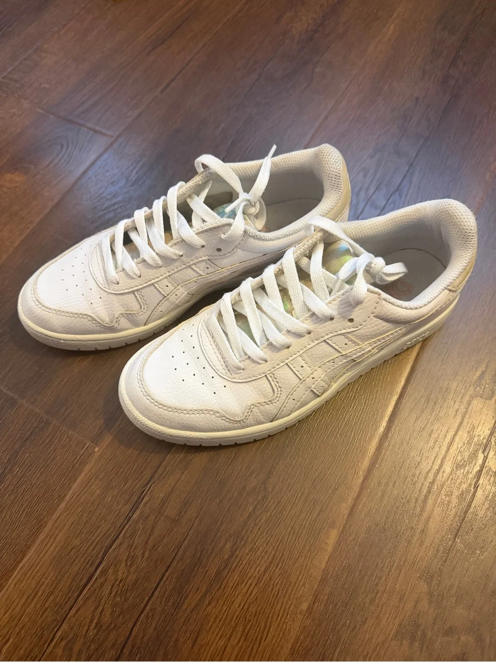 Women’s ASICS Japan S White/Iridescent Sneaker Size 6.5